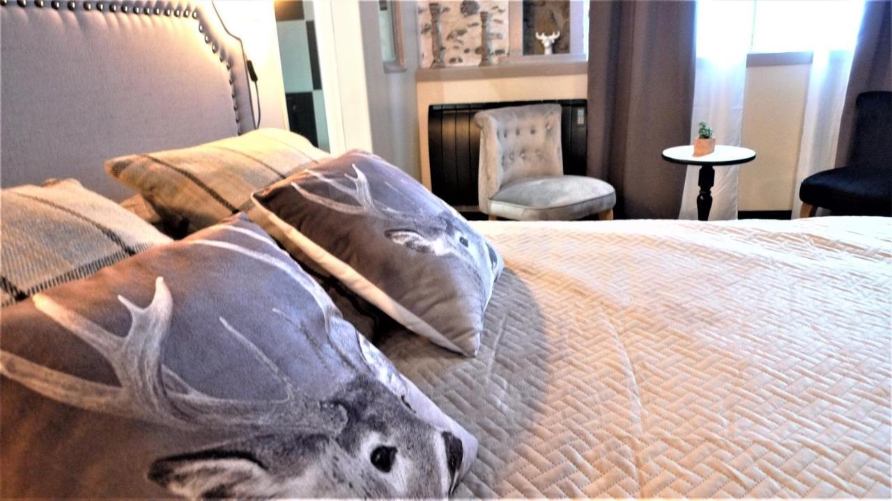Les Terres D'Aramis: Maison D'Hotes A Aramits מראה חיצוני תמונה